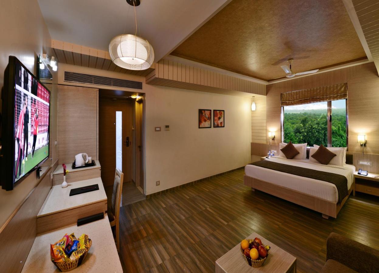 Sarovar Portico Sasangir Sasan Gir Exterior photo