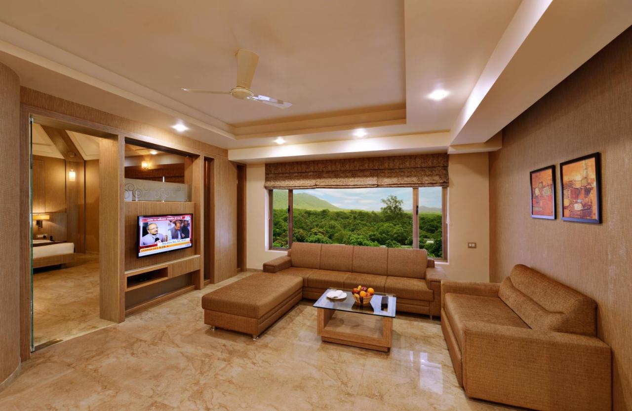Sarovar Portico Sasangir Sasan Gir Exterior photo