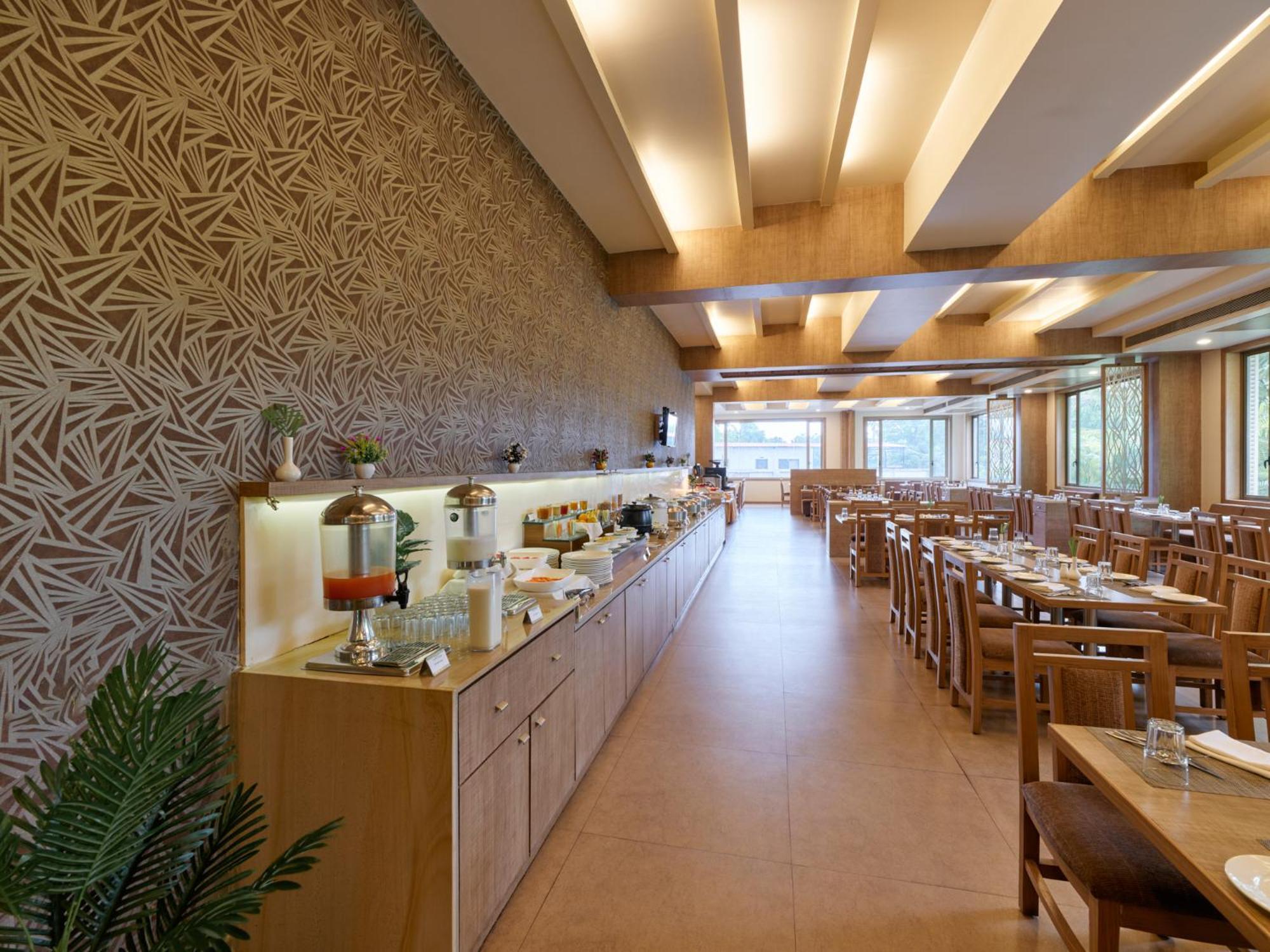 Sarovar Portico Sasangir Sasan Gir Exterior photo